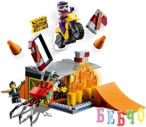 Конструктор LEGO City Stunt - Каскадьорски парк
