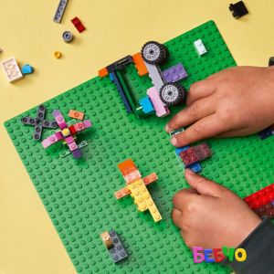 LEGO Classic Зелен фундамент 11023