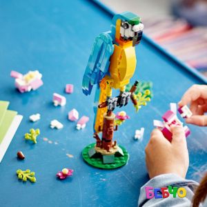 LEGO Creator Екзотичен папагал 31136