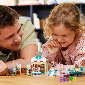LEGO® Disney Frozen Приключението с шейна на Анна 43256