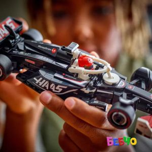 LEGO® Speed Champions F1® MoneyGram Haas Team VF-24 77250
