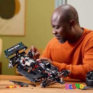LEGO® Technic F1 Mercedes-AMG W14 E Performance 42171