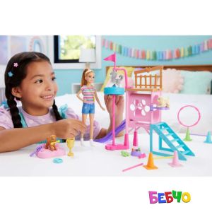 Barbie® Кукла с кученца и площадка за игра Barbie and Stacie to the Rescue