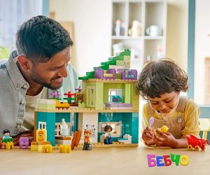 LEGO® DUPLO Модерна семейна къща 3 в 1 с фигури 10470