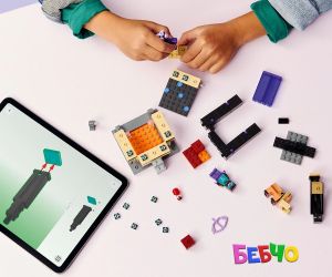 LEGO® Minecraft Пътешествие през портала към ада и края 21584 
