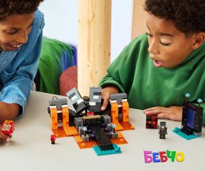 LEGO® Minecraft Уидър битка 21590 