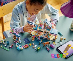 LEGO® Friends Конюшня и академия по езда 42688