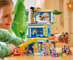 LEGO® Friends  Къща на клуба на приятелите в Хартлейк сити 42689 