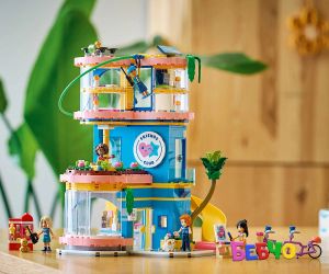 LEGO® Friends  Къща на клуба на приятелите в Хартлейк сити 42689 