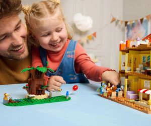 LEGO® Bluey Семейната къща на Блуи 11203