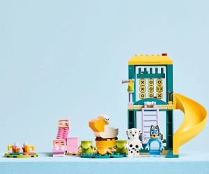 LEGO® Bluey На площадката с Блуи и Клои 11201 