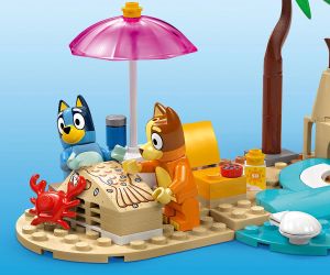 LEGO® Bluey Пътуване до плажа със семейната кола на Блуи 11202