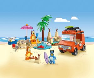 LEGO® Bluey Пътуване до плажа със семейната кола на Блуи 11202