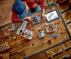 LEGO® Creator Средновековен замък на конния рицар 31168 