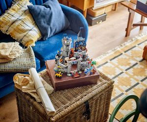 LEGO® Creator Средновековен замък на конния рицар 31168 