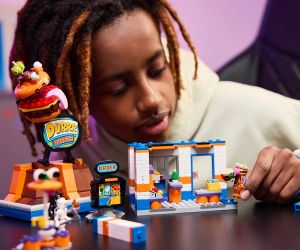 LEGO® Fortnite Ресторант Durrr Burger 77076 