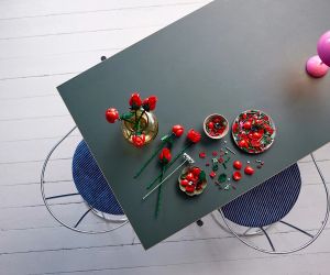 LEGO® Icons Букет рози 10328