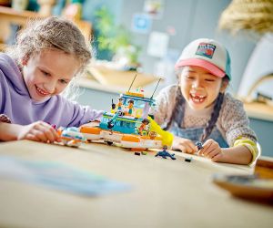 LEGO® Friends Морска спасителна лодка 41734 