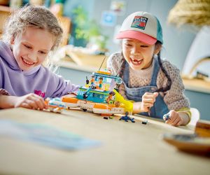 LEGO® Friends Морска спасителна лодка 41734 