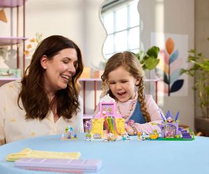 LEGO® Gabby's Dollhouse Царство на сладкишите и котешка градина 11205 