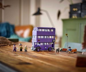 LEGO® Harry Potter™ Приключение с автобуса „Среднощния рицар“ 76446
