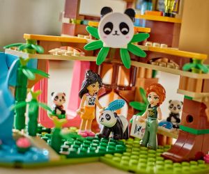 LEGO® Friends Грижа за животните в убежището за панди 42648 