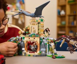 LEGO® Jurassic World™ Въздушна мисия със спинозавър и кетцалкоатлус 76976 