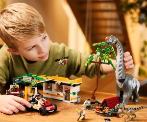 LEGO® Jurassic World™ Мисия за проследяване на раптор и титанозавър 76973 