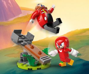 LEGO® Sonic the Hedgehog™ Knuckles срещу робот Dr. Eggman Egg Crusher 77005 