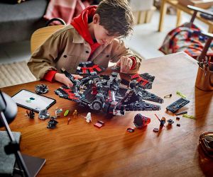 LEGO® Star Wars™ Черният сокол 75389 