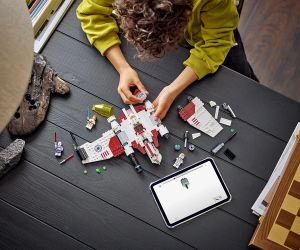 LEGO® Star Wars™ Изтребител V-19 „Поток“ 75432 