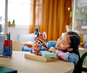 LEGO® Marvel Super Heroes Фигура за изграждане капитан Америка 76258 