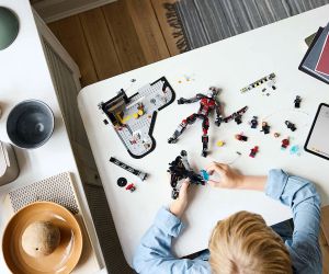 LEGO® Marvel Екшън битка от Първият отмъстител Войната на героите 76314 