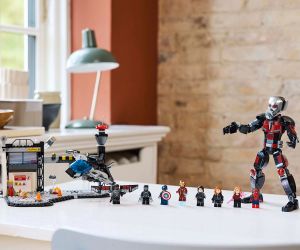 LEGO® Marvel Екшън битка от Първият отмъстител Войната на героите 76314 