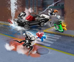 LEGO® Marvel Спайдърмен срещу Венъм с мощна кола 76309 