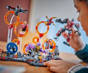 LEGO® Marvel Super Heroes Отмъстителите Краят Последната битка 76323 