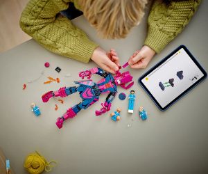 LEGO® Marvel Super Heroes Фантастичната четворка срещу Галактус - фигура за конструиране 76316 