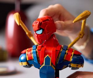 LEGO® Marvel Super Heroes Бюст на Железния Спайдърмен 76326 