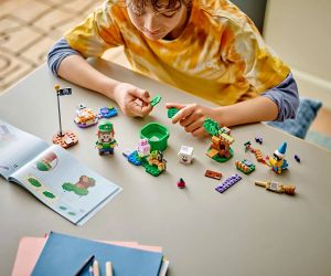 LEGO® Super Mario™ Приключения с интерактивна фигура LEGO® Luigi™ 71440 