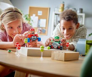 LEGO® Super Mario™  Mario Kart™ Baby Mario срещу Baby Luigi 72034