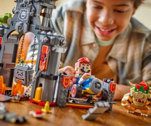 LEGO® Super Mario™ Mario Kart™ Замъкът на Bowser 72039 