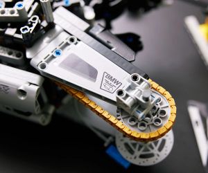 LEGO® Technic BMW M 1000 RR 42130 