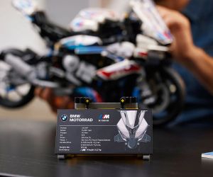 LEGO® Technic BMW M 1000 RR 42130 