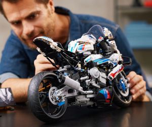 LEGO® Technic BMW M 1000 RR 42130 