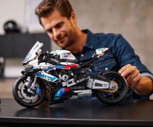 LEGO® Technic BMW M 1000 RR 42130 
