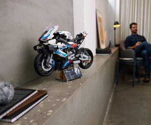 LEGO® Technic BMW M 1000 RR 42130 
