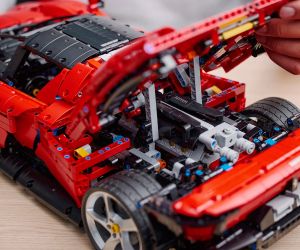LEGO® Technic Ferrari Daytona SP3 42143 