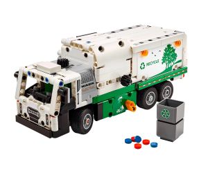 LEGO® Technic Боклукчийски камион Mack® LR Electric 42167 