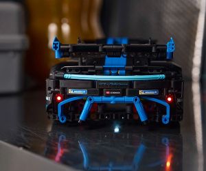 LEGO® Technic Състезателна кола PORSCHE GT4 E-PERFORMANCE 42176 