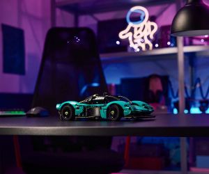 LEGO® Technic Aston Martin Valkyrie 42208 